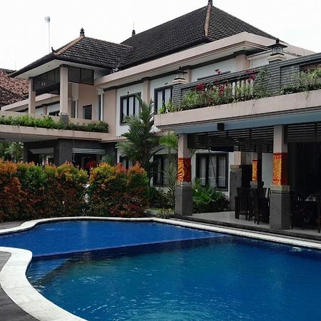Hotel Dhyana Pura Kapal Экстерьер фото