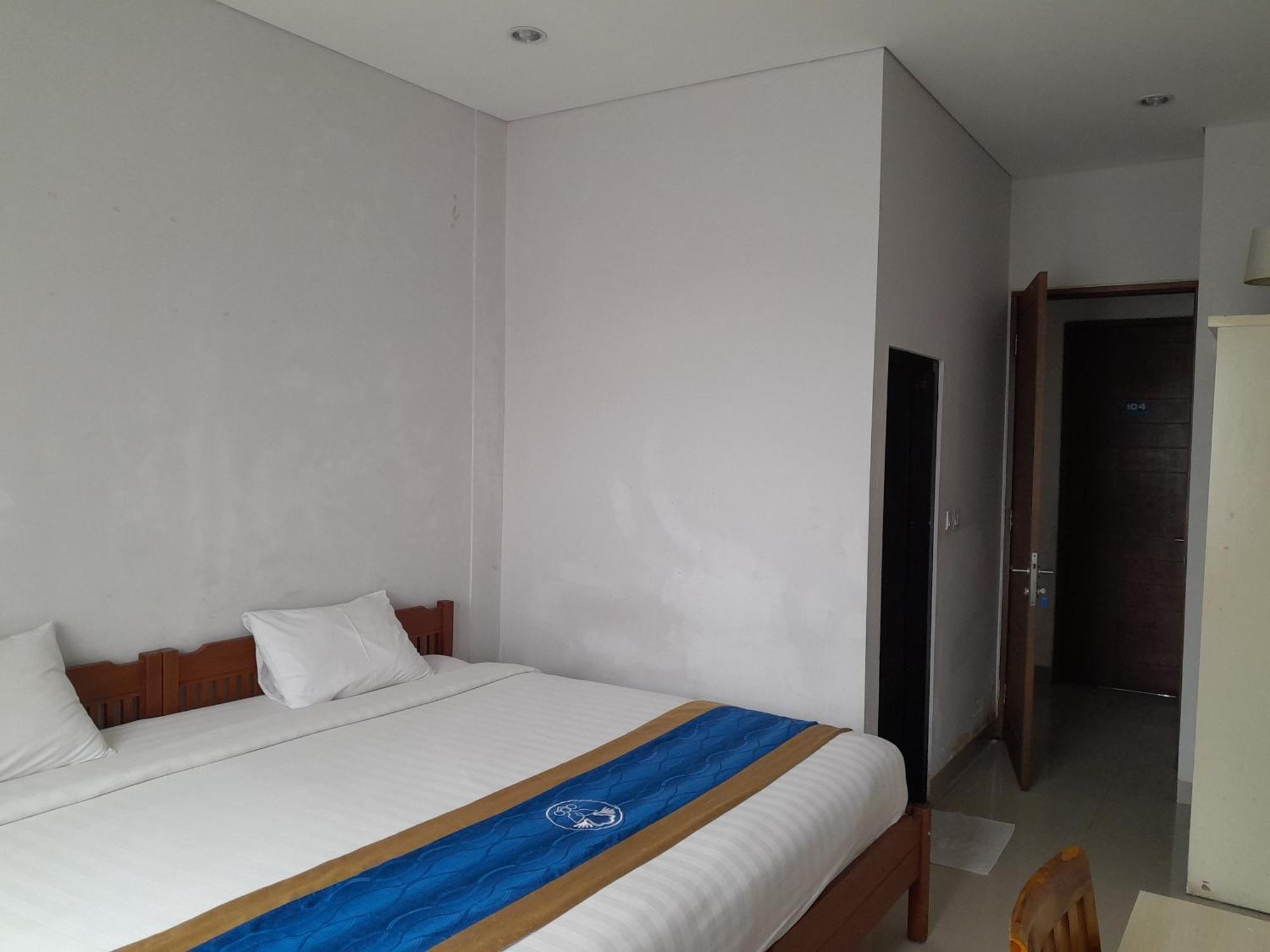 Hotel Dhyana Pura Kapal Экстерьер фото