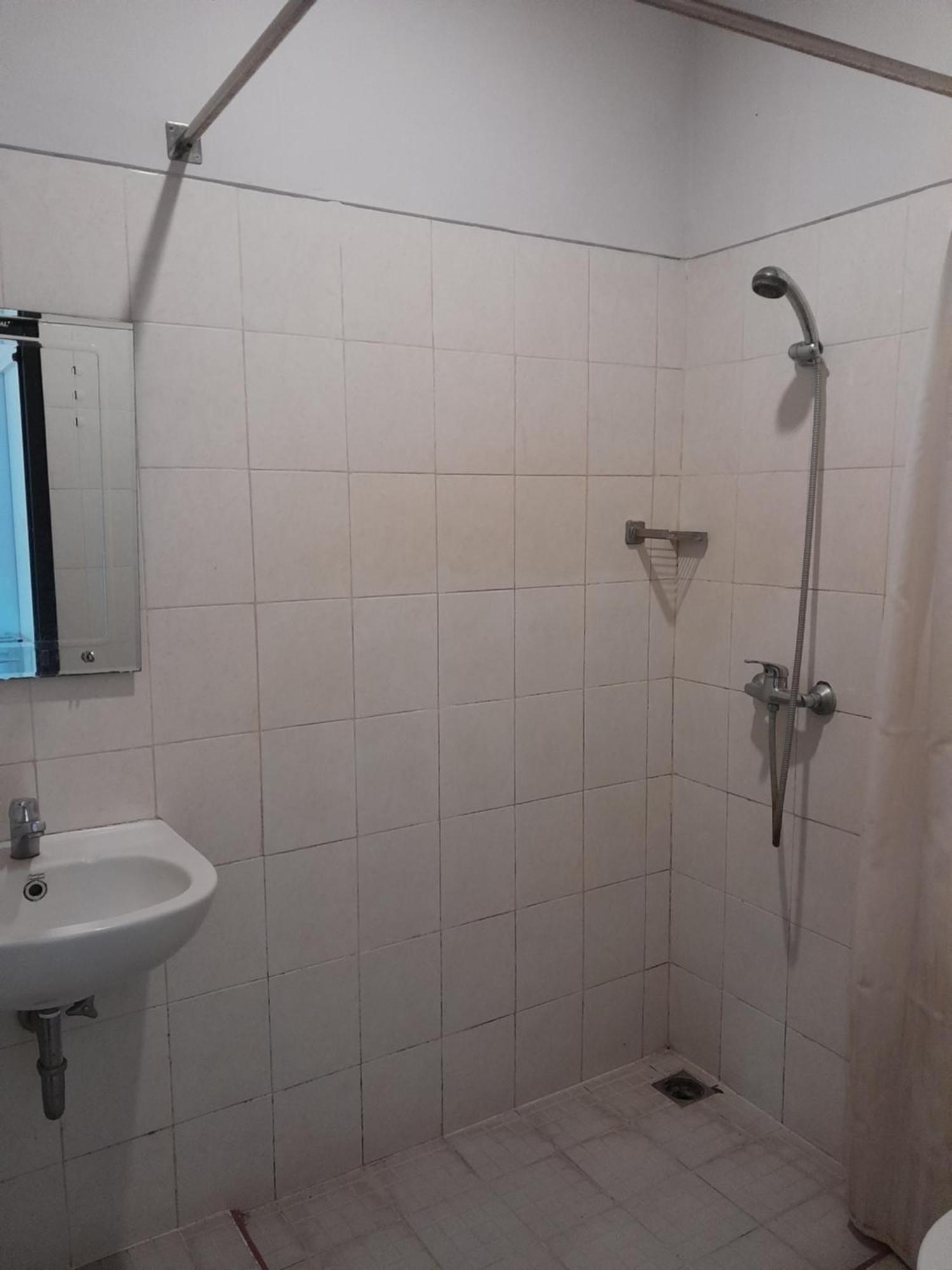 Hotel Dhyana Pura Kapal Экстерьер фото