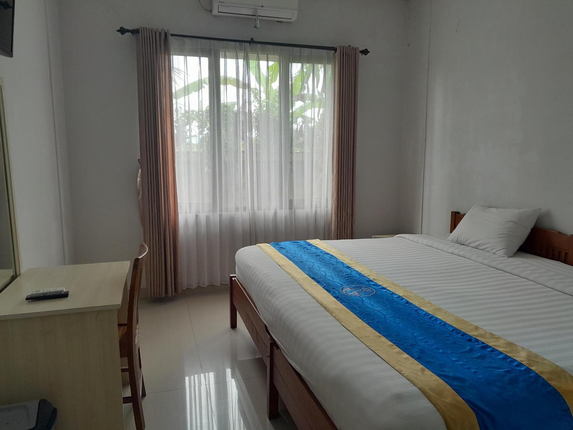 Hotel Dhyana Pura Kapal Экстерьер фото