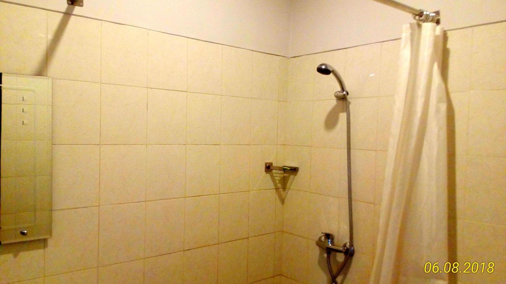 Hotel Dhyana Pura Kapal Экстерьер фото
